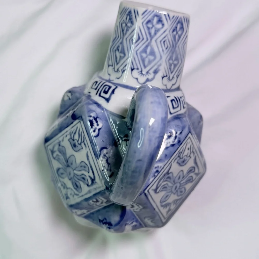 Vintage Porcelain Blue White Hexagon Chinese Teapot Chinoiserie Retro Home Decor